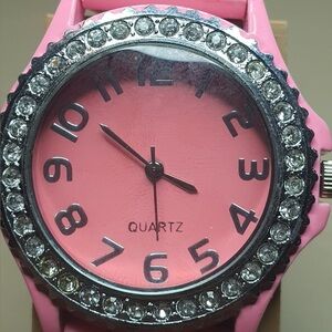 🦋10/$20🦋 Silver/Pink Rhinestone Silicone Women's Watch